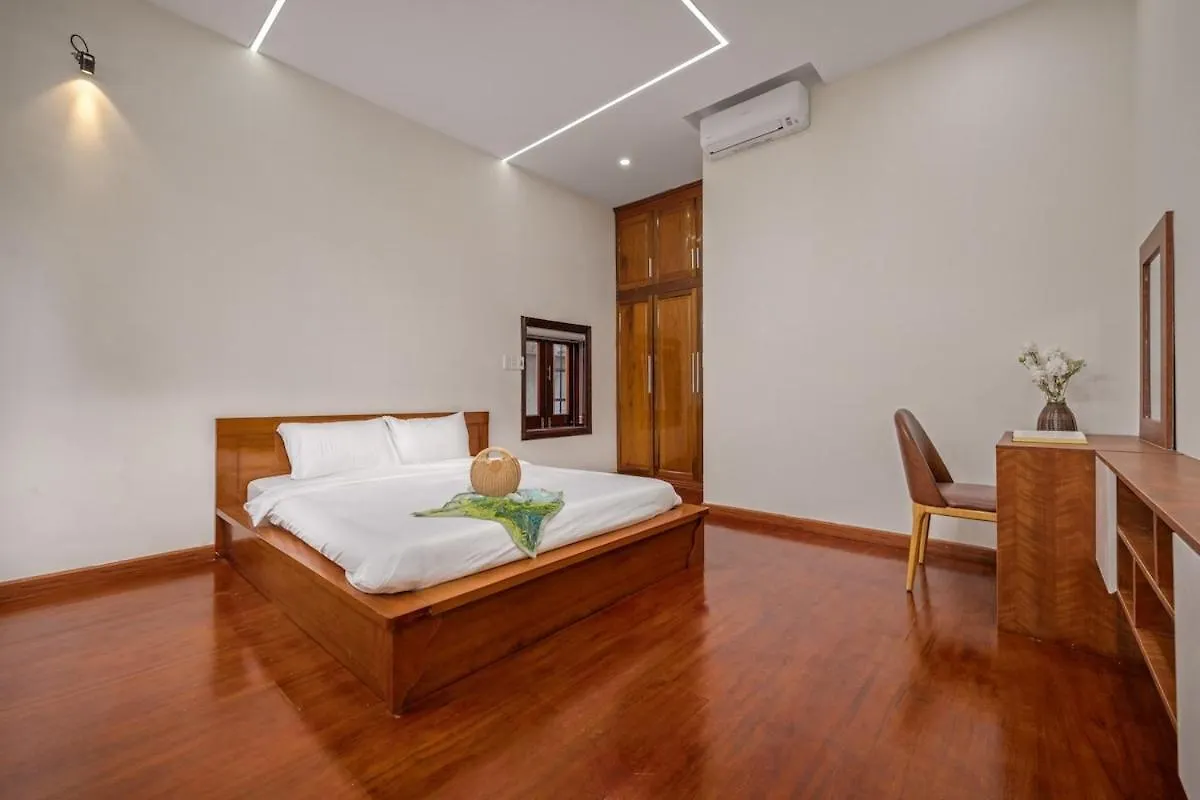 Private Villa Near My Khe Beach Da Nang