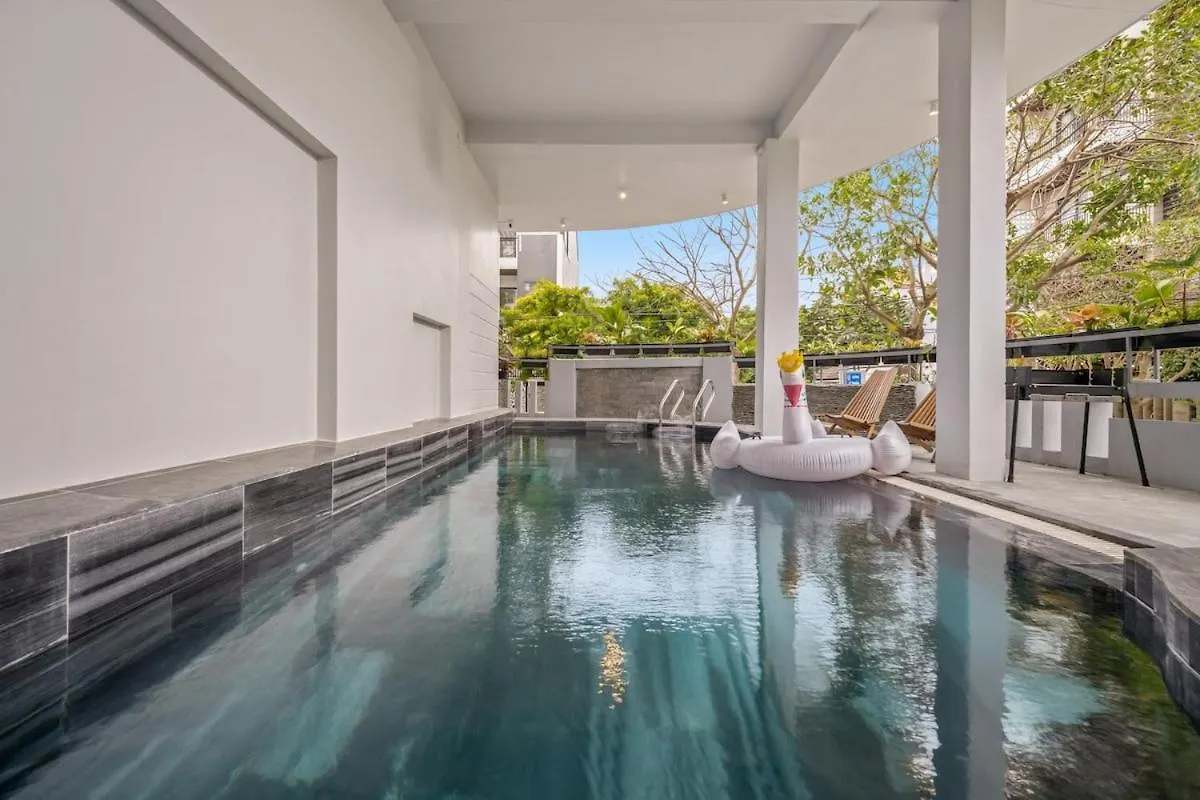 Private Villa Near My Khe Beach Дананг